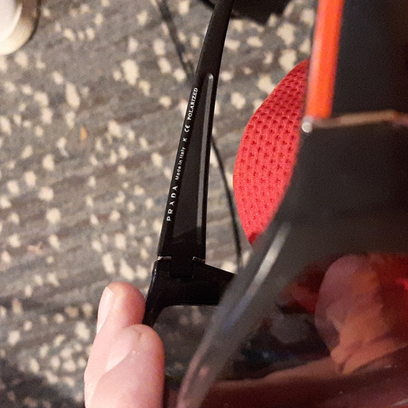 Prada mens sunglasses - Picture 3 of 4